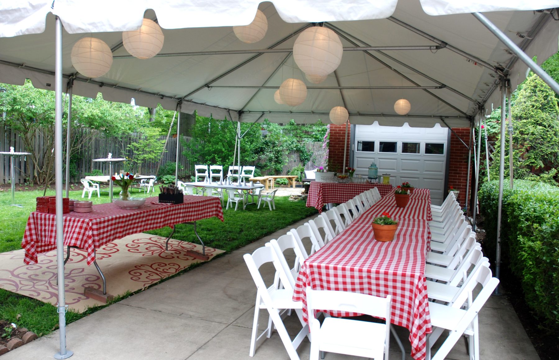 16' by 16' Party Canopy and Frame Tent Layouts ...