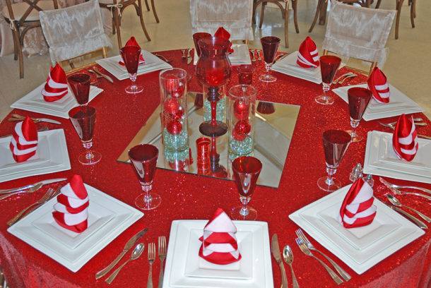 red and white christmas table