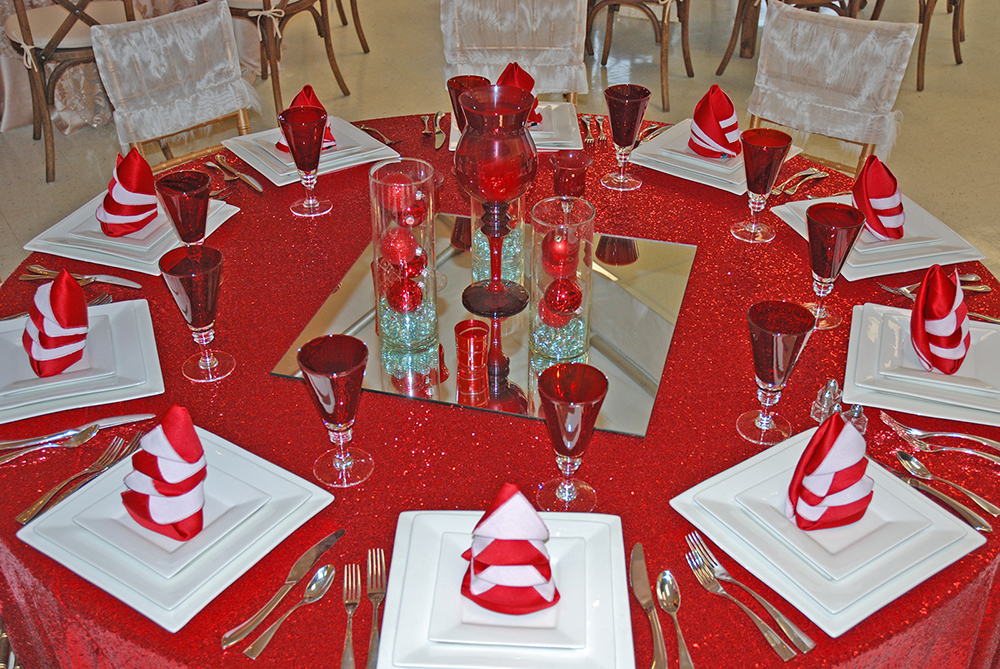red and white christmas table